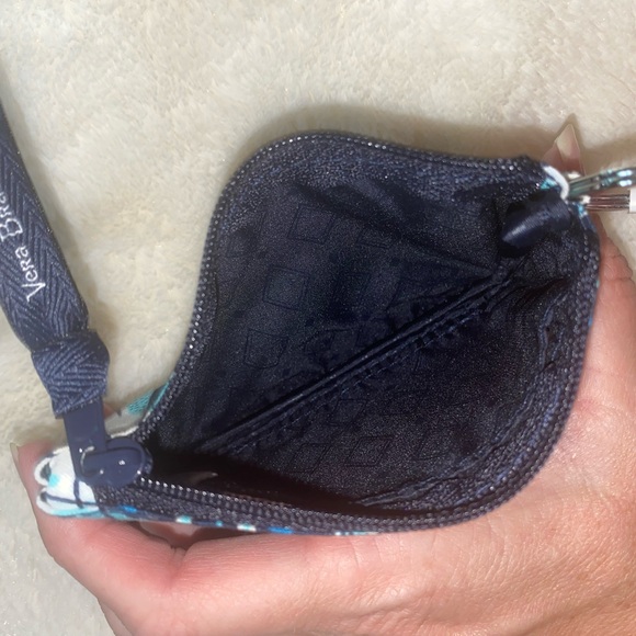 Vera Bradley NWT Shore Enough Zip ID Case - Picture 3 of 4